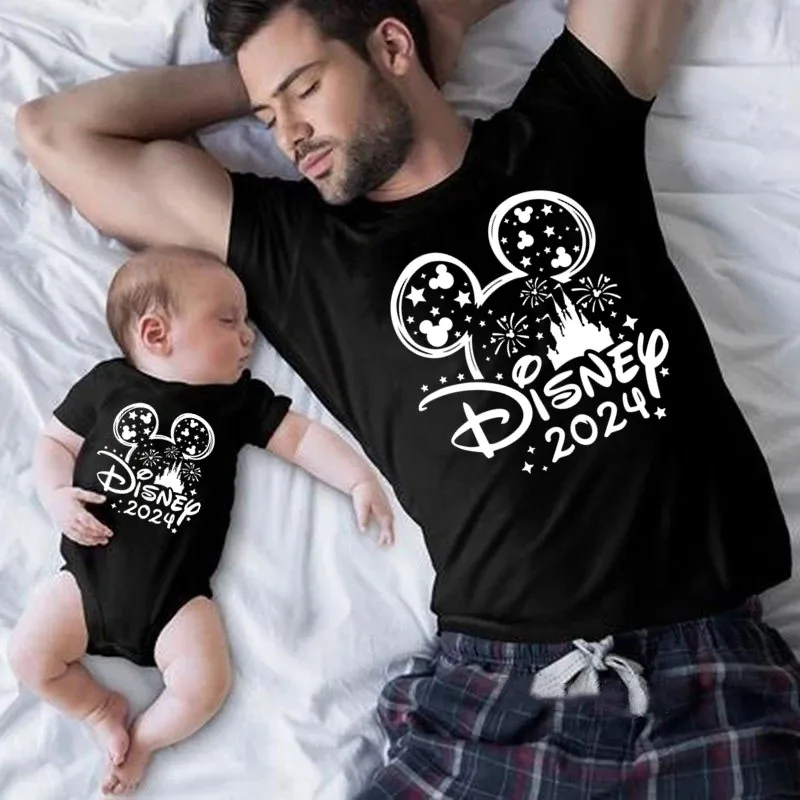 Disney-Família Camisas Combinadas, Mickey Minnie Mouse, Papai, Mamãe, Irmão, Filho, Crianças Camiseta, Macacão de bebê, Roupa de algodão, Viagem, 2024