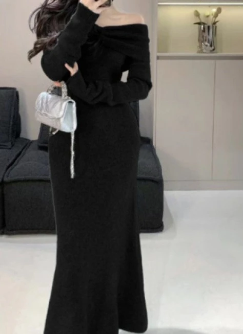 Big Collar Knitted Dress for Women Autumn and Winter New Style Retro Temperament One Shoulder Long Skirt