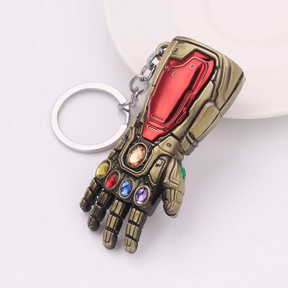 Nieskoลczonoลฤ Glove breloczek Anime Iron Man Thanos akcesoria do kluczy brelok do klucze do samochodu zabawka wisiorek przyjaciele prezent