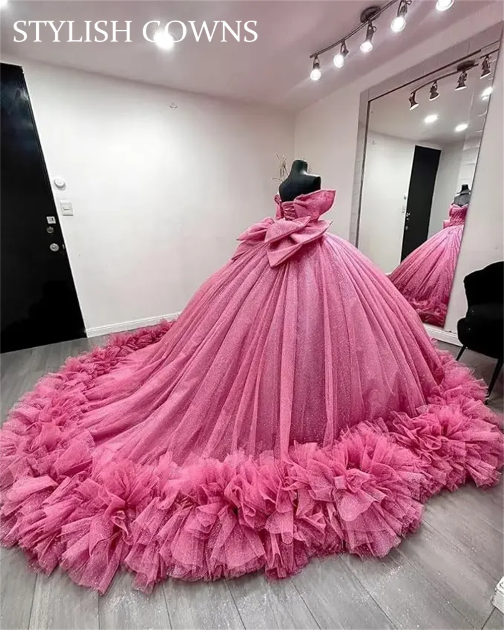 Puffy Quinceanera Dress Ball Gown With Bow Beads Crystals Beading Pageant Sweet 15 Party Tiered Ruffle Customized
