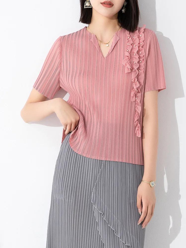 MIYAKE niche design short sleeved T-shirt that is casual and versatile, loose and slimming, solid color pleated top [20230231]