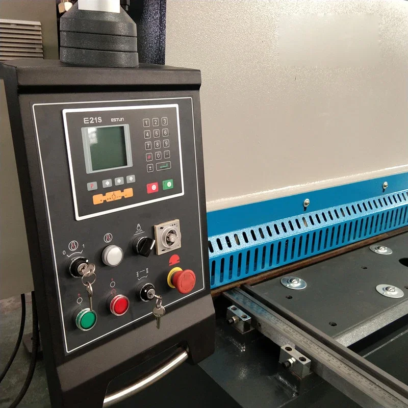 Máquina de corte CNC Estun E21s, sistema Cnc, controlador de movimiento, Panel de Control de pantalla Digital, codificador de sistema Cnc E21