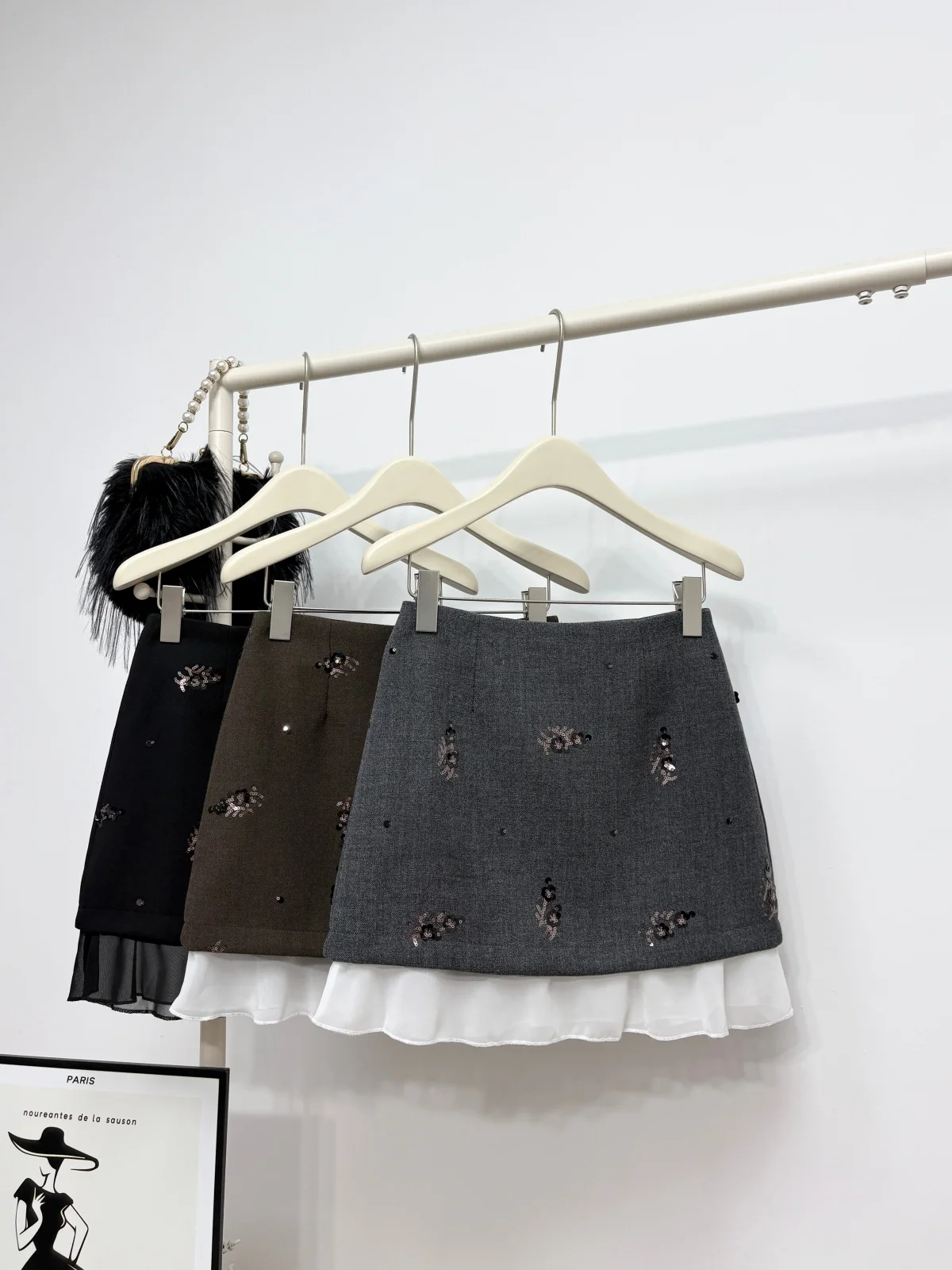 Damen Frühling Herbst Pailletten Blumen A-Linie Patchwork Kurzer Rock Eleganter Hochgeschnittener Minirock mit Rüschensaum