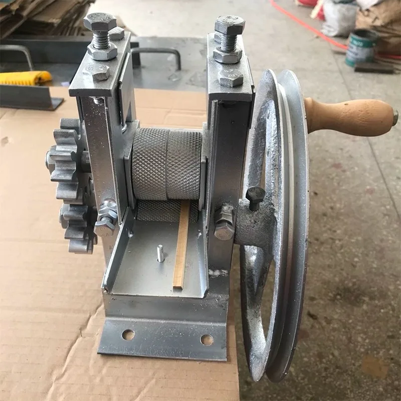 Bamboo Strip Slitter Layering Machine Small Bamboo Strip Separation Machine Manual Strip Breaking Machine