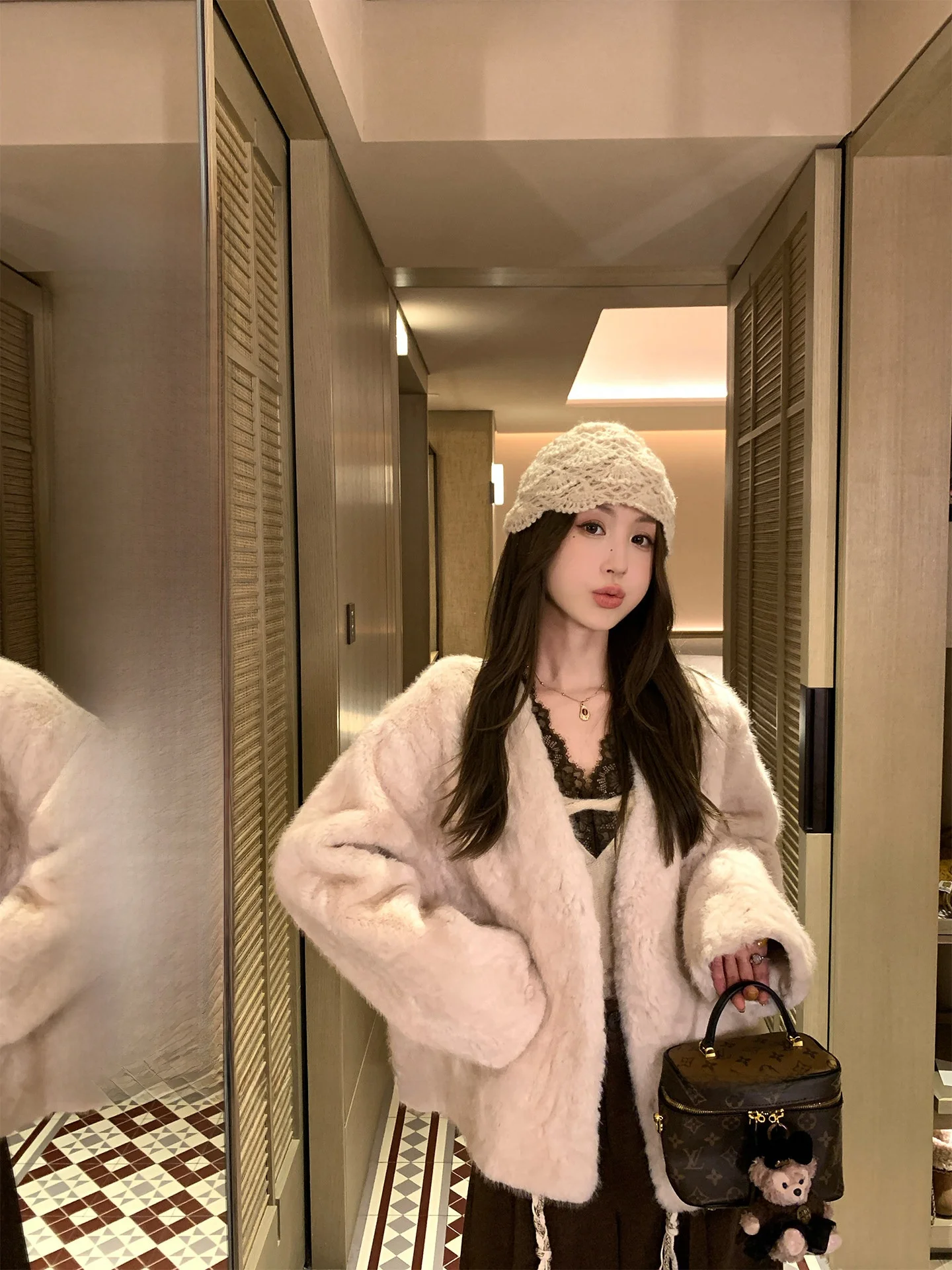 

Ele Bear Mousse Soft oulder Women's Spring Summer New Sle Eco-friendly eep Fur Jaet Long Sve Button Closure