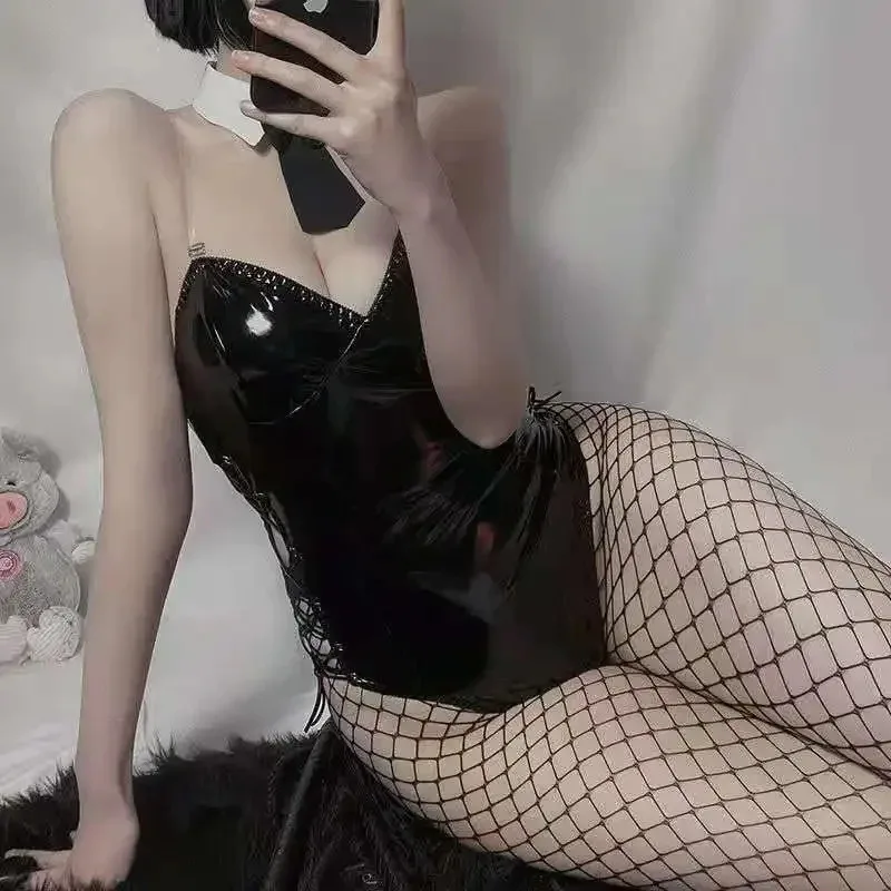 

Новинка 2025 года, сексуальные клубные костюмы для косплея из искусственной кожи, глубокий V-образный вырез, искушение, Хэллоуин, кролик, кавайное белье, ролевая игра, кролик Gi ☆ ★ ☆ ★ qq