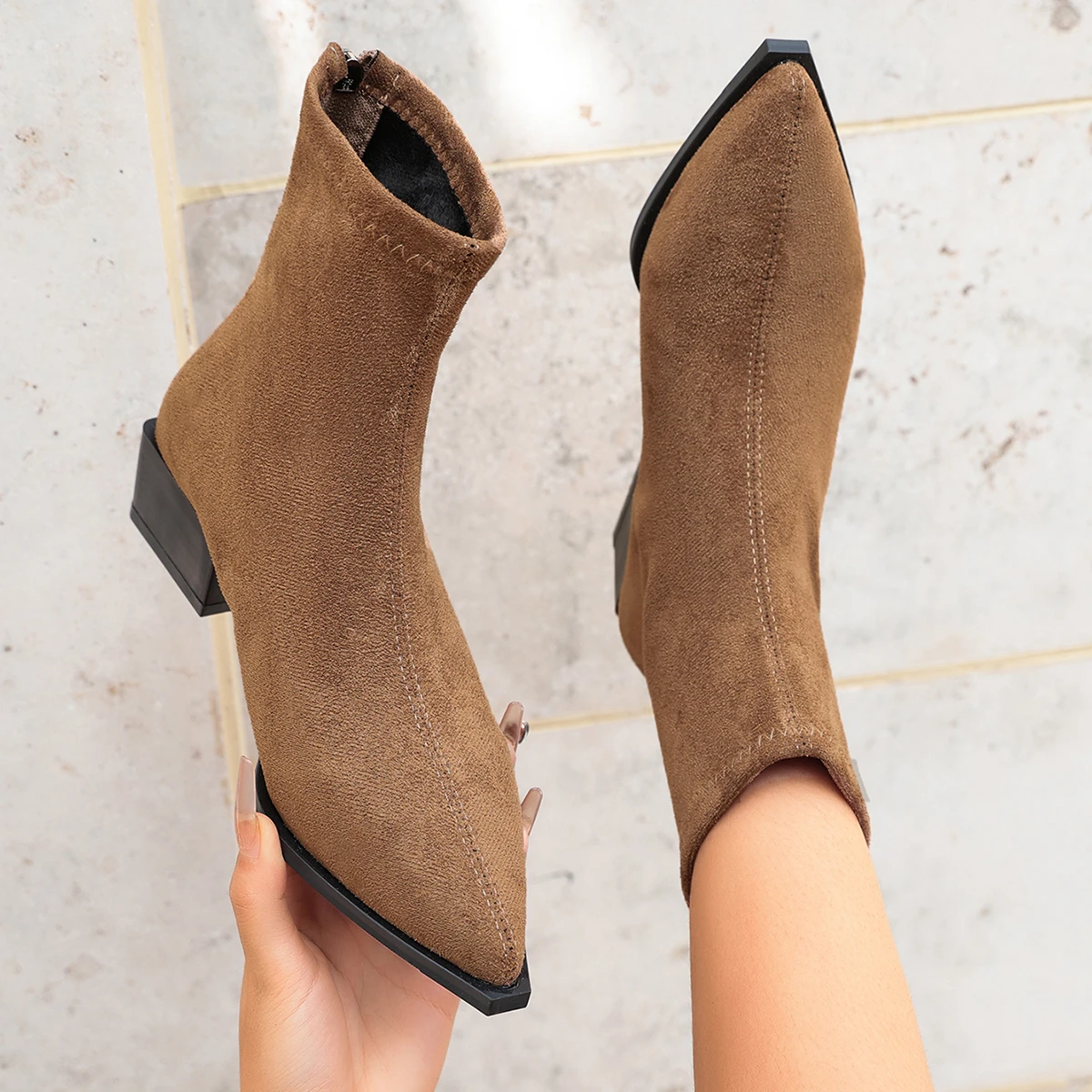 Spitze Damen-Stiefeletten, modische Wildleder-Luxus-Absatzschuhe, neue Winterstiefel 2026, Designer-Kleid, sexy Mujer – Detail 5