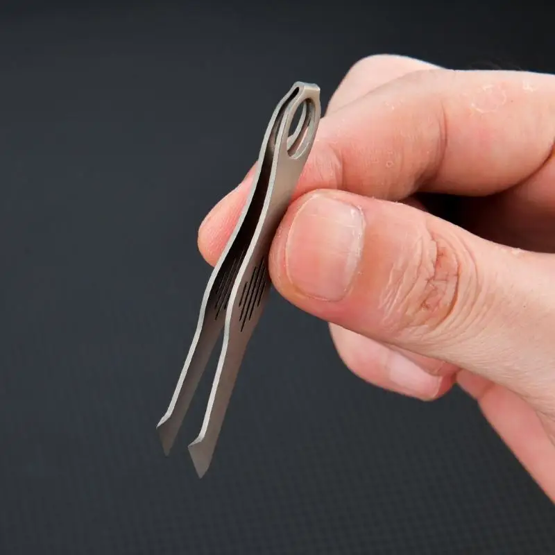 652F Portable Metal Tweezers Tool for DIY Repair, Angled Flat End Hand Tool with Hold Grooves for Small Components and Detail