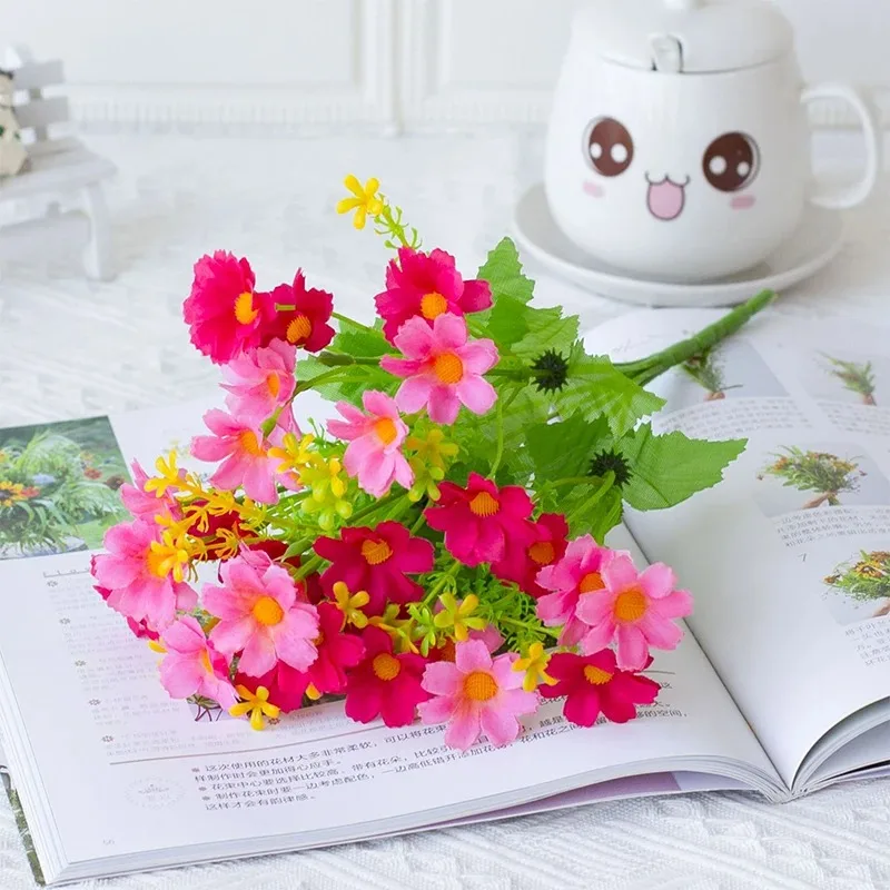 2 Stücke Künstliche Gefälschte Blumen Gänseblümchen Blume Outdoor UV Beständig Grüne Strauch Pflanzen Indoor Hause Hochzeit Decor DIY Garten Zubehör – Detail 7