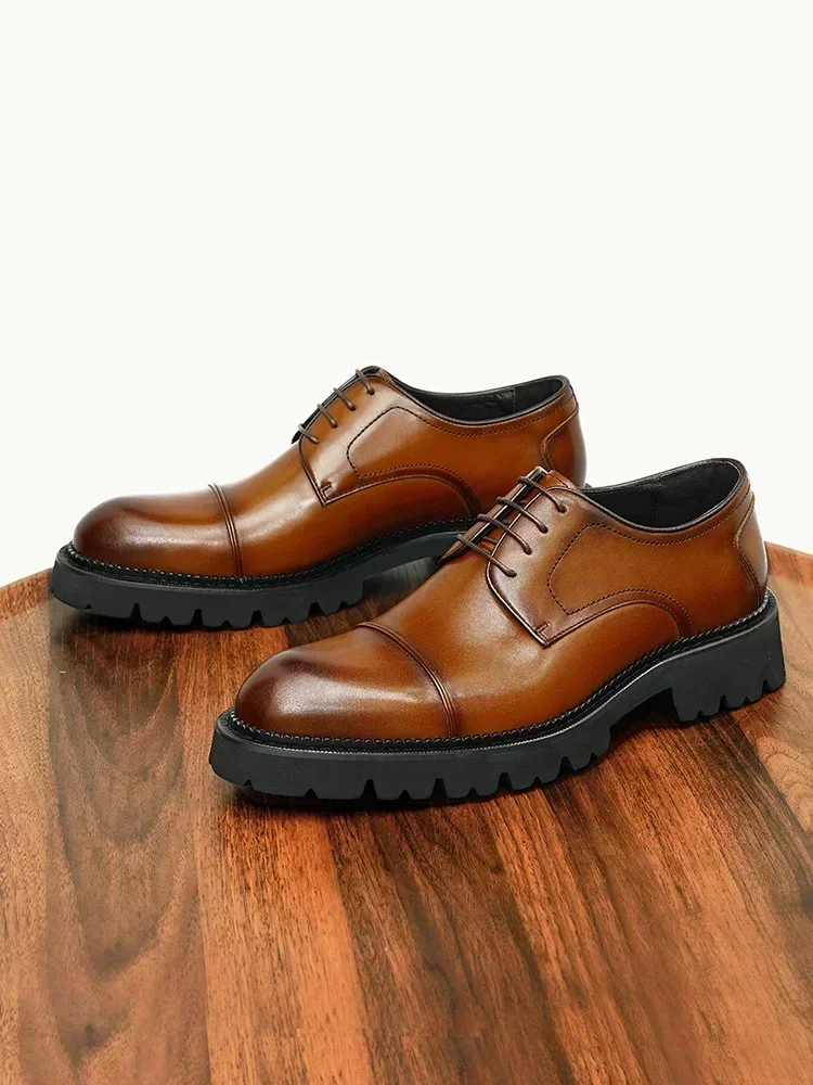 

2025 New Men's Formal Genuine Leather Thick Sole Business Casual Shoes Groom Wedding Shoes Gift