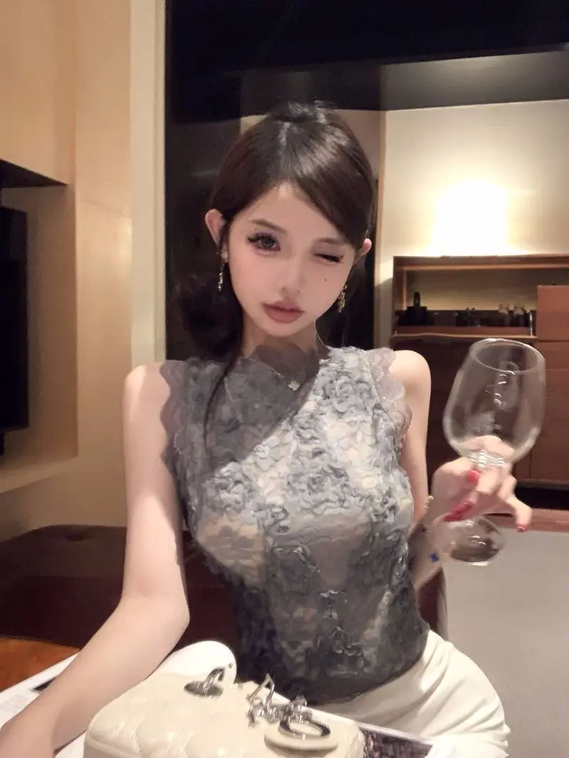 2026 Socialite Sexy Lace Floral Sleeveless Vest Women Summer New Style Temperament Versatile Slim Fit Short Top