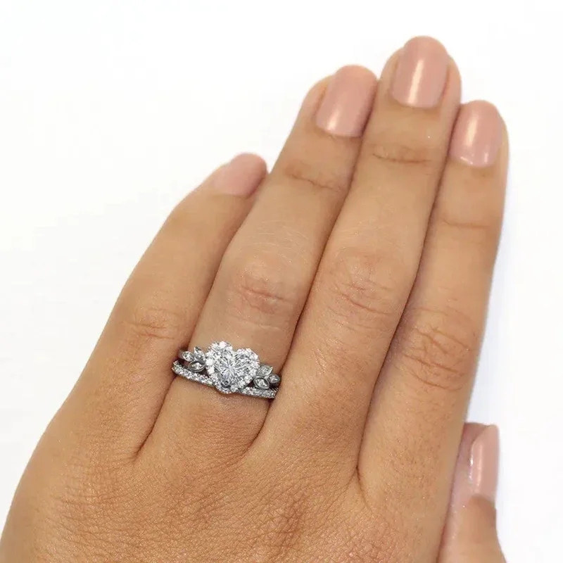 Huitan Creative Heart Rings Set Women for Wedding Brilliant Cubic Zirconia Luxury Trendy Female Accessories Engagement Jewelry