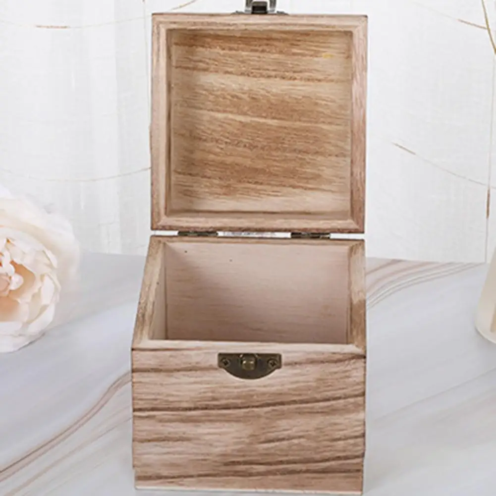 Retro Storage Holder Clamshell Design Square Shaped Wooden Vintage Jewelry Storage Box for Small Items