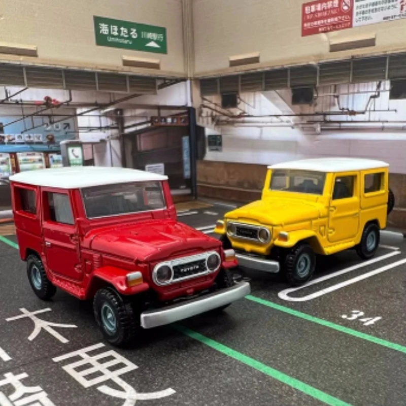 TOMY Toyota LAND CRUISER SUV Alloy Car Diecasts & Toy Vehicles Car Model Miniature Scale Model Car