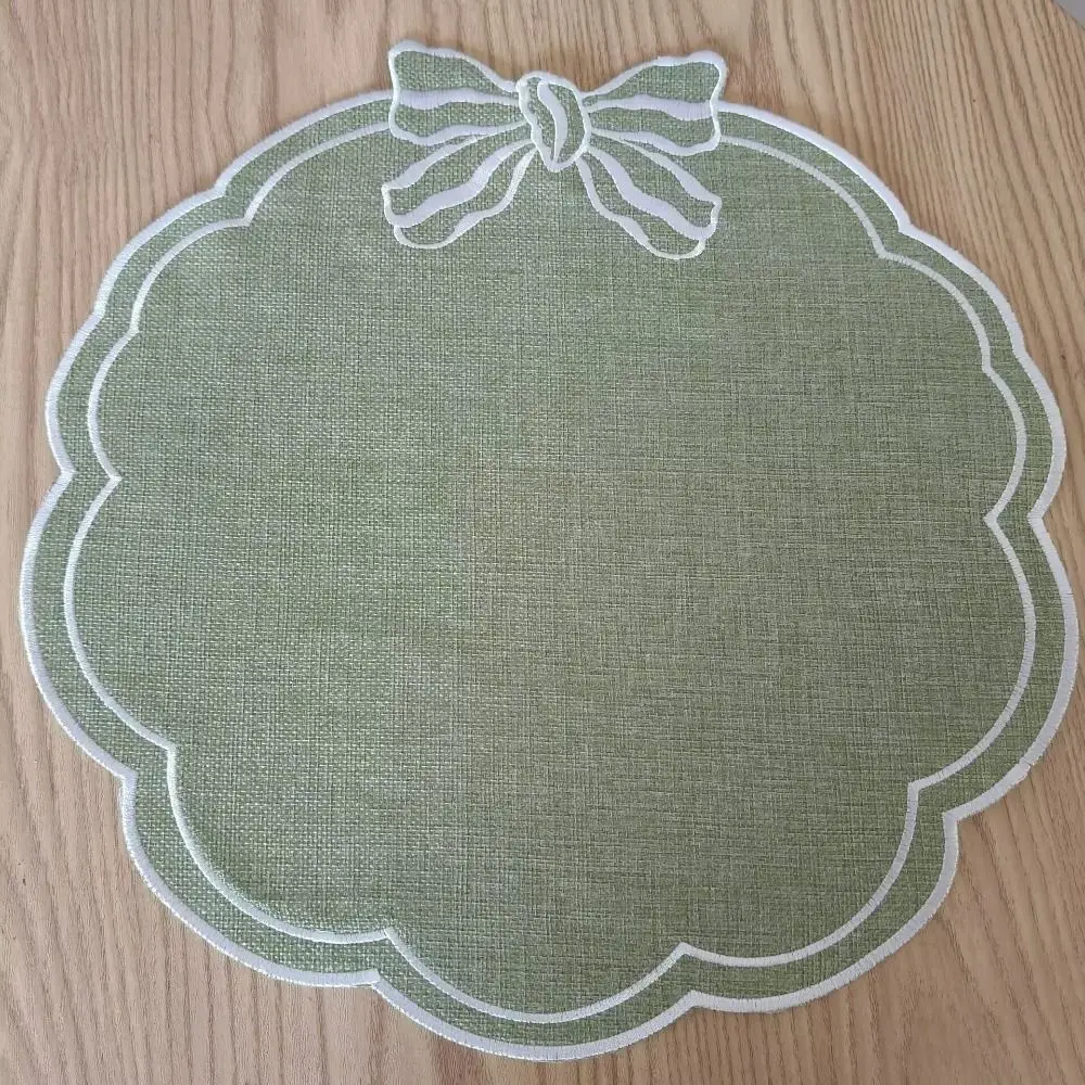 High Quality Washable Linen Napkin Reusable Vintage Wavy Edge Embroidered Bowknot Napkin Placemat Banquet Parties