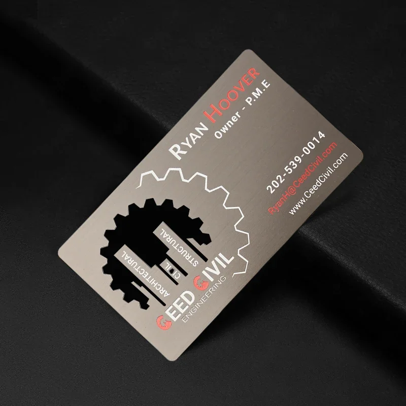 دائرة الشكل المخصصة/بطاقة عمل معدنية فريدة من نوعها محفورة بالليزر