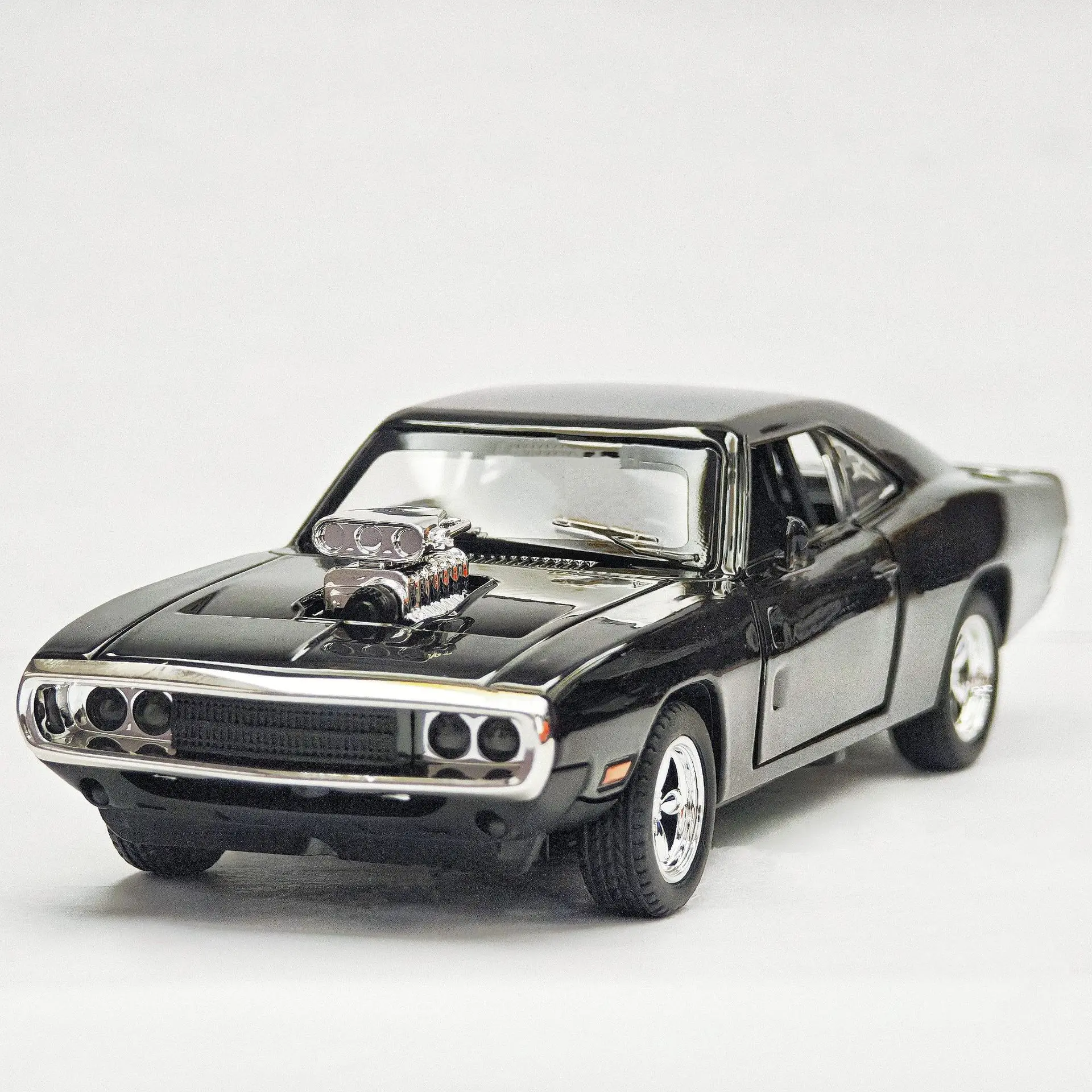 Modelo de coche Dodge Charger 1:32 1970, caballos de aleación fundidos, vehículo muscular con sonido, luz, juguete para niños, colección de regalo