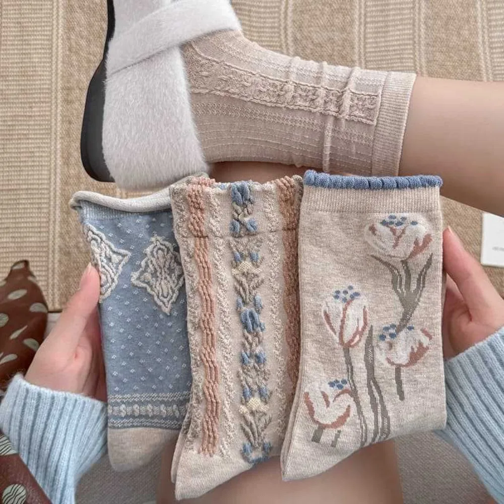 1 Pair Retro Floral Slouchy Mid-Calf Socks for Women Korean Style Combed Cotton Crew Socks Stacked Soft Breathable Casual Socks