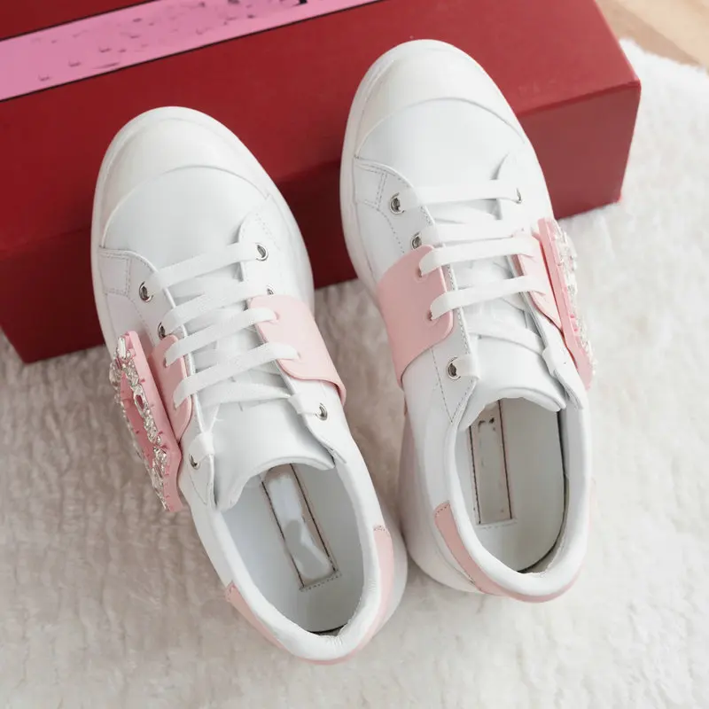 2024 new lace-up side square rhinestones with thick bottom color matching casual small white shoes sneakers