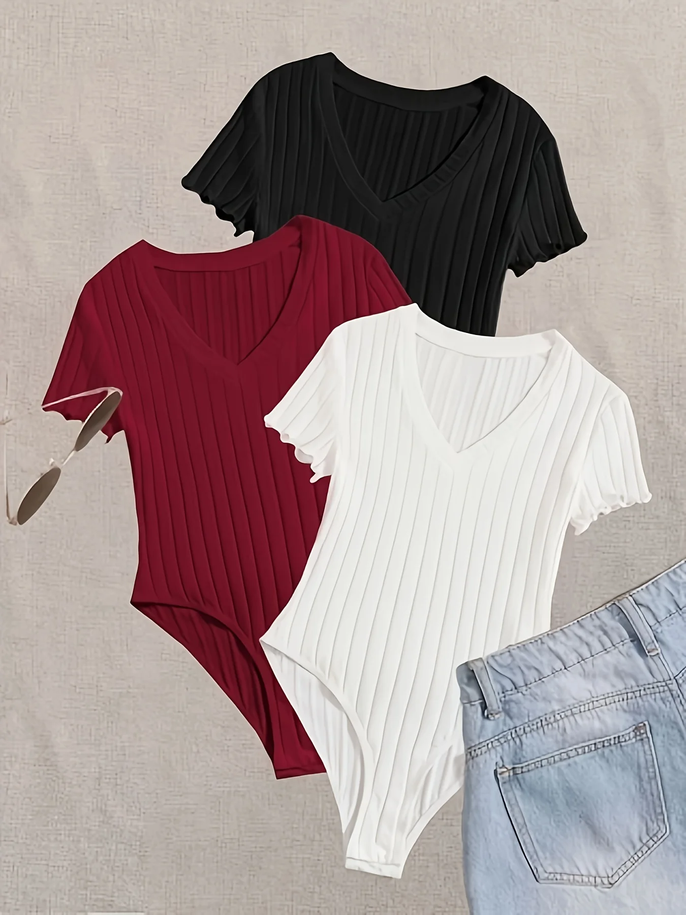 

New fashionable women's V-neck padded collar buttoned tight-fitting solid-color tight-fitting top set of three pieces