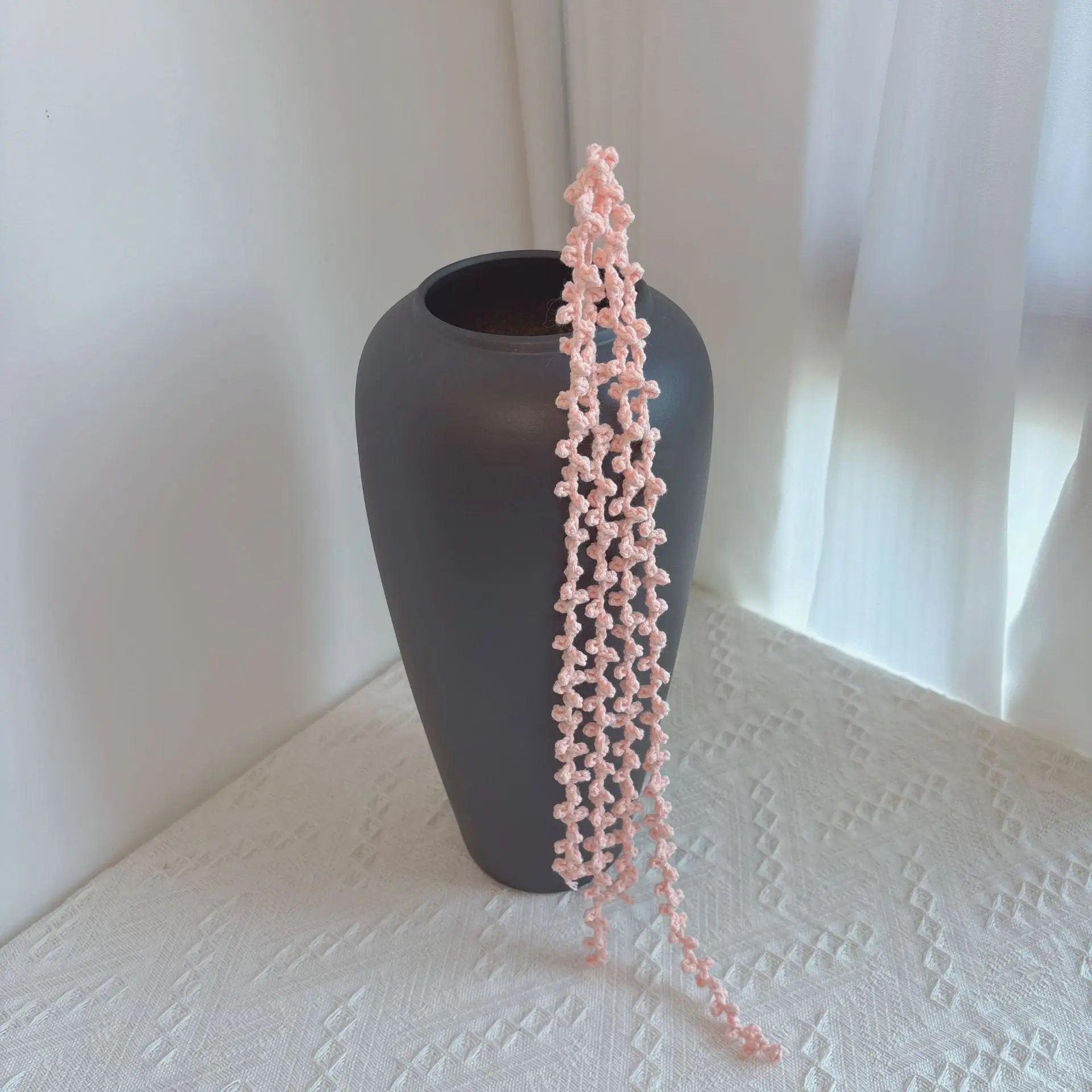 Gehäkelte Wisteria-Quaste, hübsche gestrickte Blume zum Aufhängen, handgewebte Quastenblume, Hochzeits- und Partydekoration, Foto-Requisite – Detail 3