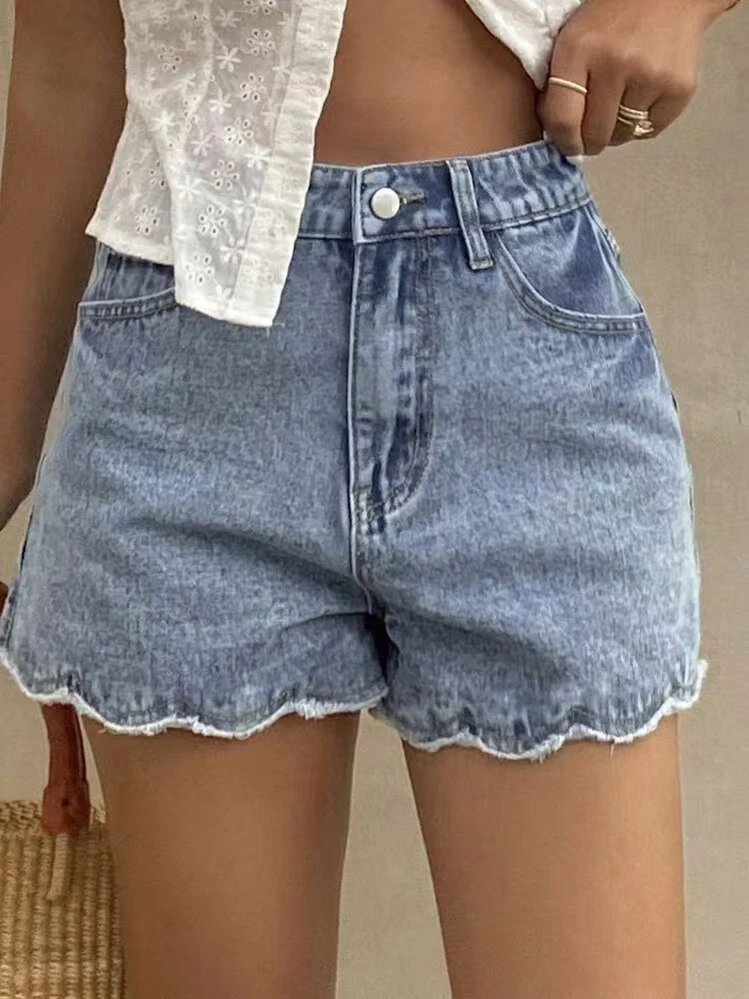 

Джинсовые шорты слим-фит с эффектом потертости и стрейч-эффектом