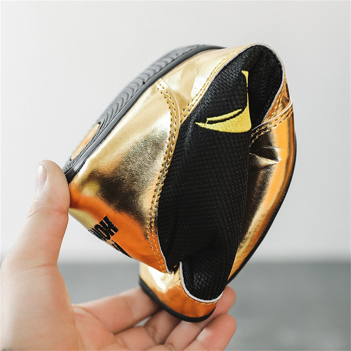 Adult Children's Breathable Wear-resistant Boxing Shoes Men Women Martial Arts Fighting Gym Training Sanda Wrestling Shoes