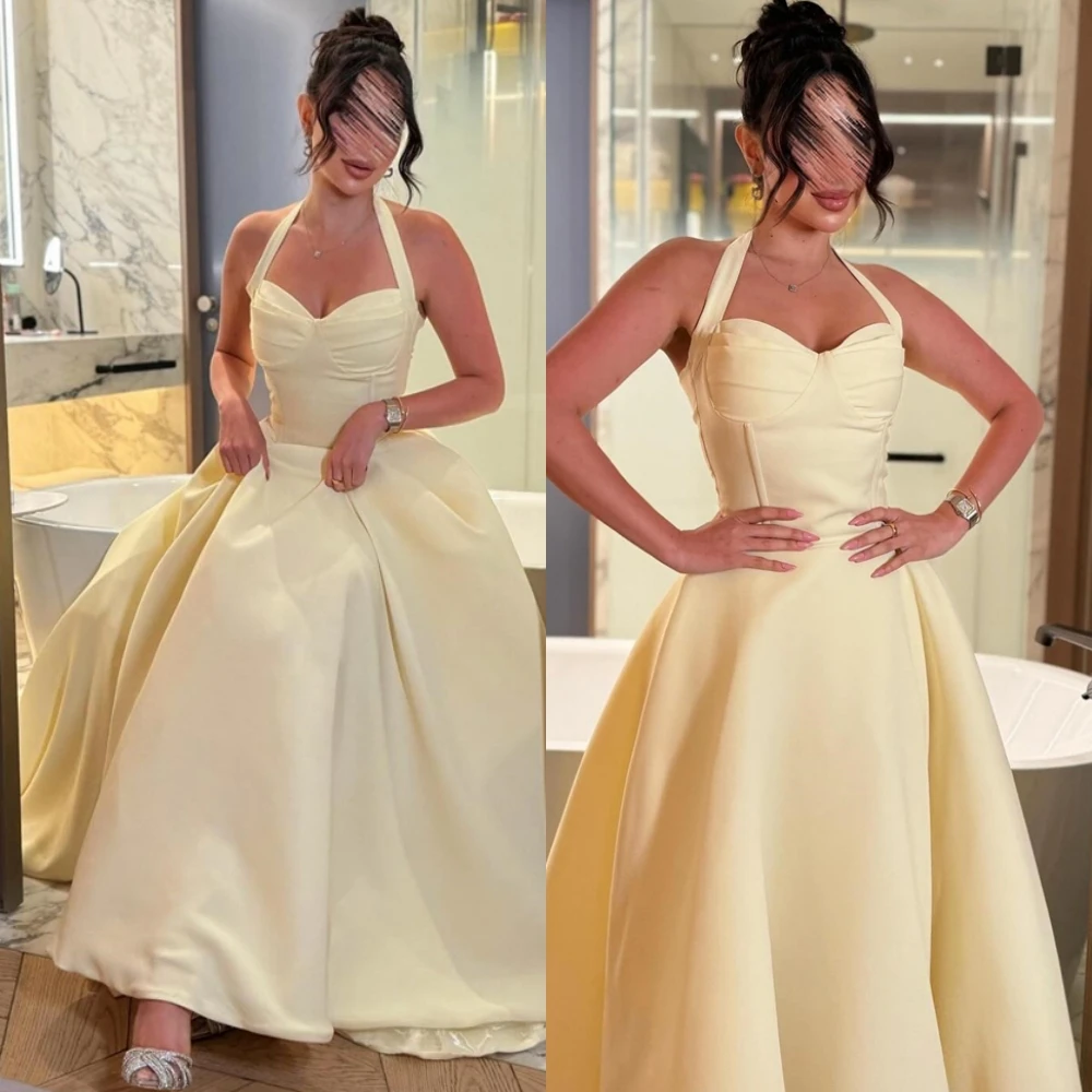 Желтые атласные платья для выпускного вечера в Саудовской Аравии по индивидуальному заказу для женщин, простое вечернее платье с лямкой на шее, классические вечерние платья трапециевидной формы без рукавов