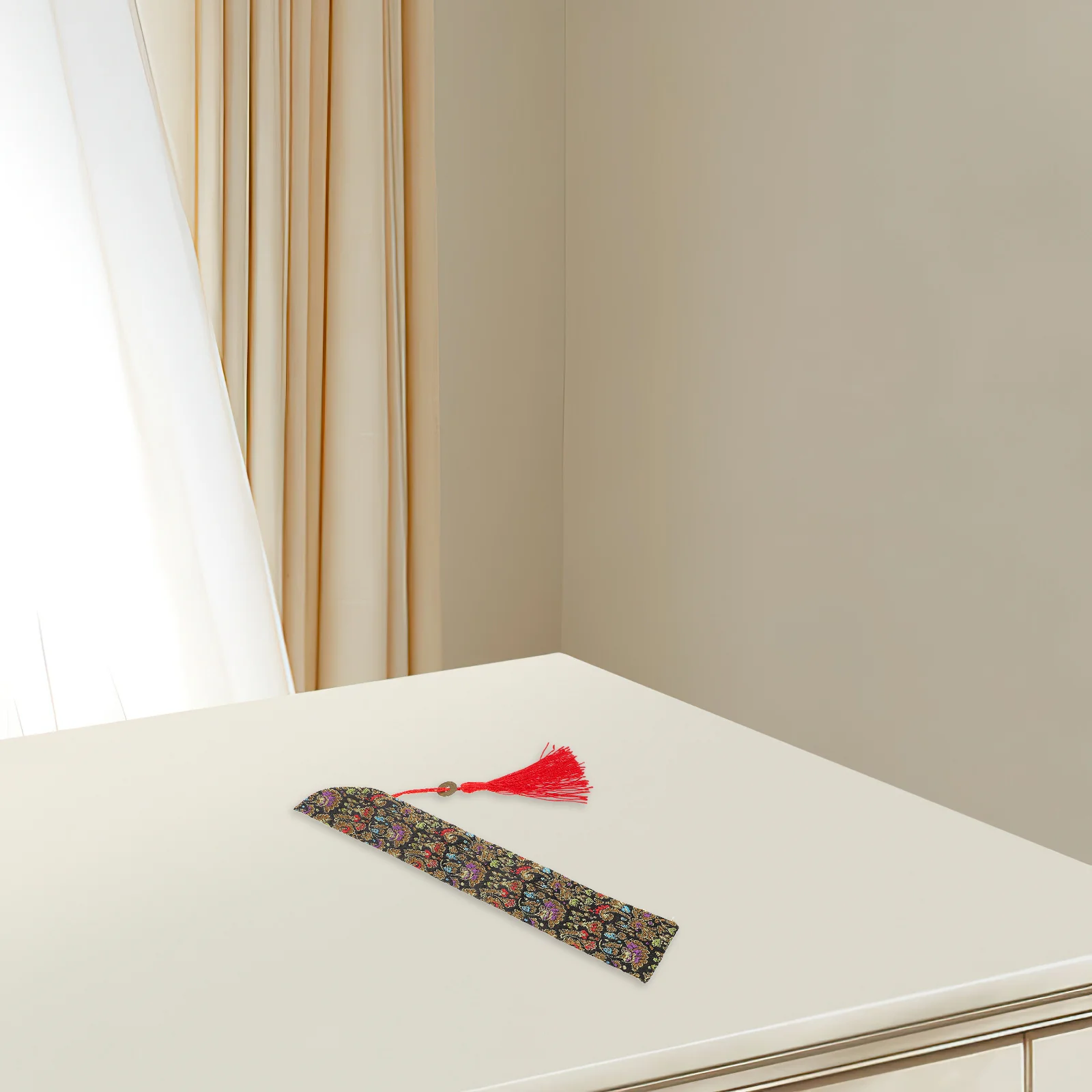 Silk Folding Fan Sleeve Cover Chinese Tassel Vintage Embroidery Protective Storage Pouch Carrying Case for Folding Hand Fans