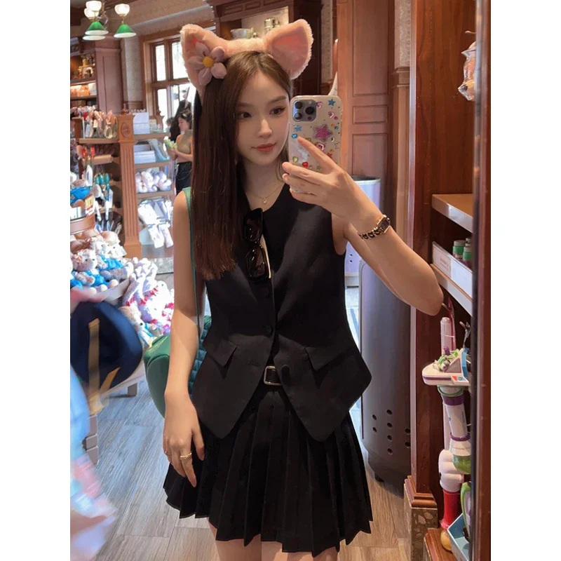 Summer 2025 Two Piece Sets Round Neck Sleeveless Vest Tops High Waist Pleated A-line Mini Skirt Samlll Fragrance Women Suits