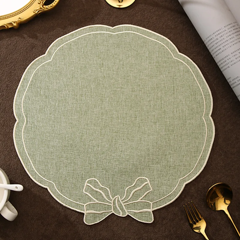 2pcs Placemat 15 Inch Vintage Scalloped Bow Embroidery Mat Multi Colors Anti Slip Pad For Afternoon Tea Party Table Use