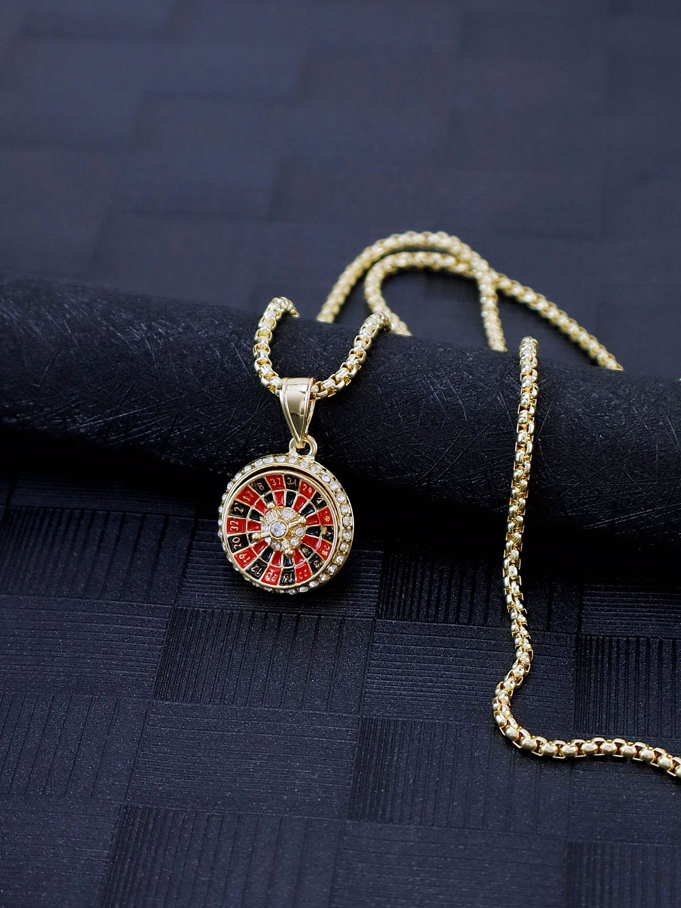 Gold Plated Spinning Roulette Pendant With Square chain