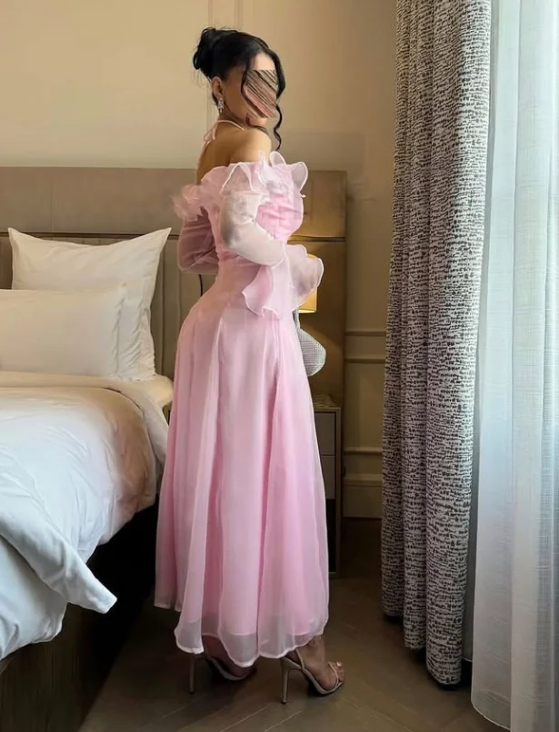 فستان وردي مخصص عالي الجودة بثلاثة أرباع بطول الكاحل وسحاب للتجاعيد للنساء للحفلات الراقصة على شكل حرف a من التول لحفلات الكوكتيل فيستدو لوري