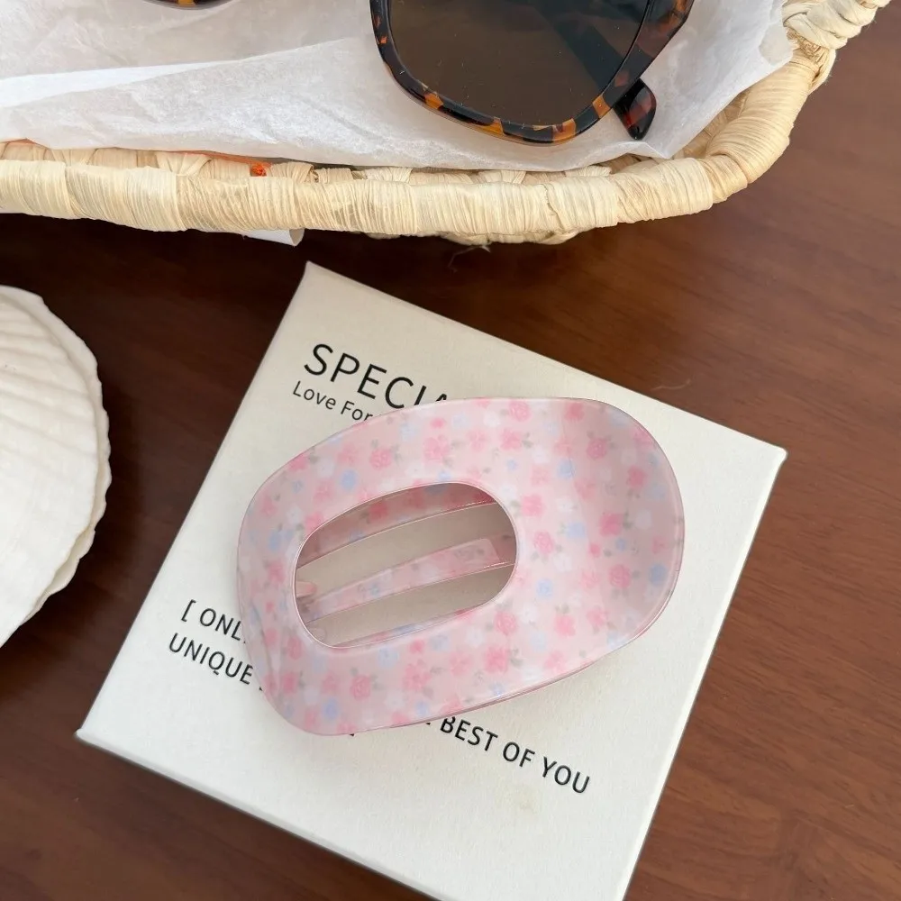 New Flower Hair Claw Clip Curved Oval Hollow Hair Clip Acrylic Polka Dot Large Claw Clip Headdress