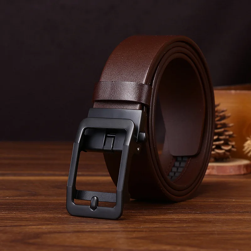 حزام رجالي من الجلد الأصلي بإبزيم تلقائي بتصميم جديد من الطبقة الأولى من جلد البقر حزام أعمال أنيق متعدد الاستخدامات