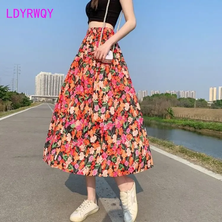 Floral swing skirt, small man, high waist, thin floral skirt, new summer style