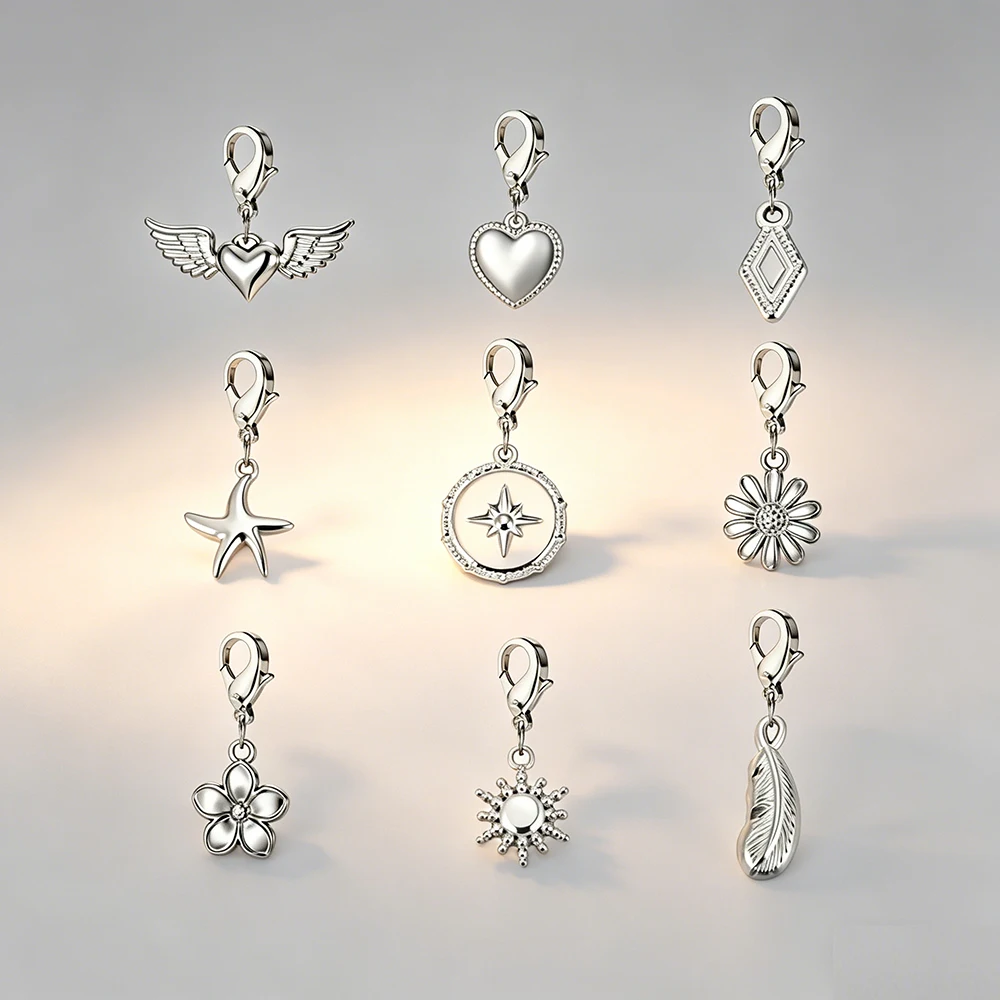 Mini-Anhänger mit Karabinerverschluss aus Edelstahl in Goldfarbe, DIY-Anhänger für Figaroketten-Armbänder, Damen-Schmuck mit Blumen-, Herz- und Sonnenmotiven – Detail 5