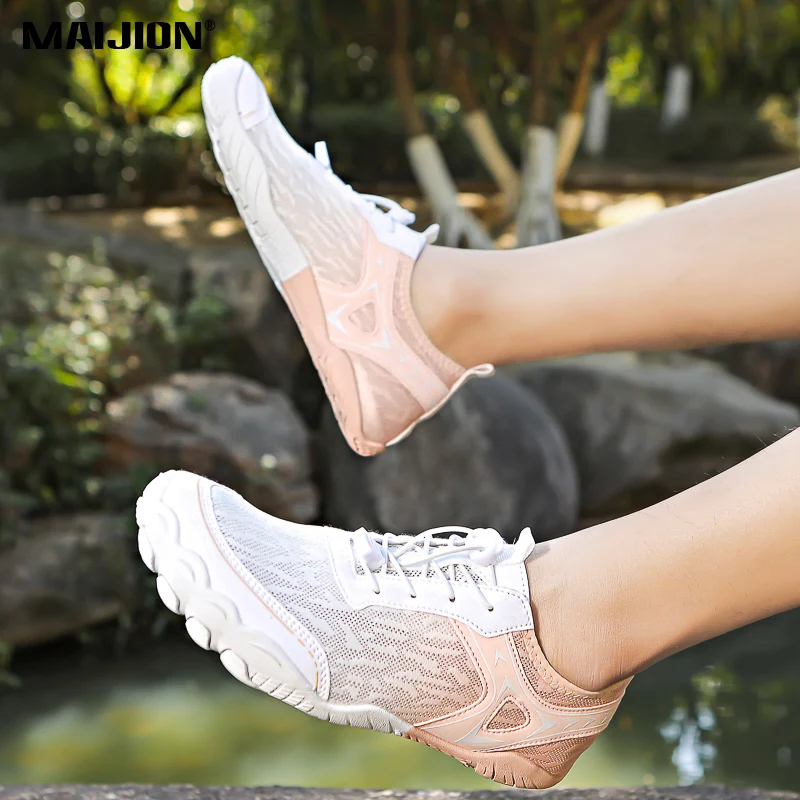 Light Aqua Shoes Men's Quick Dry Wading Sneakers Women Non-slip Water Sports Shoes Light Breathable for Surfing Beach Walking