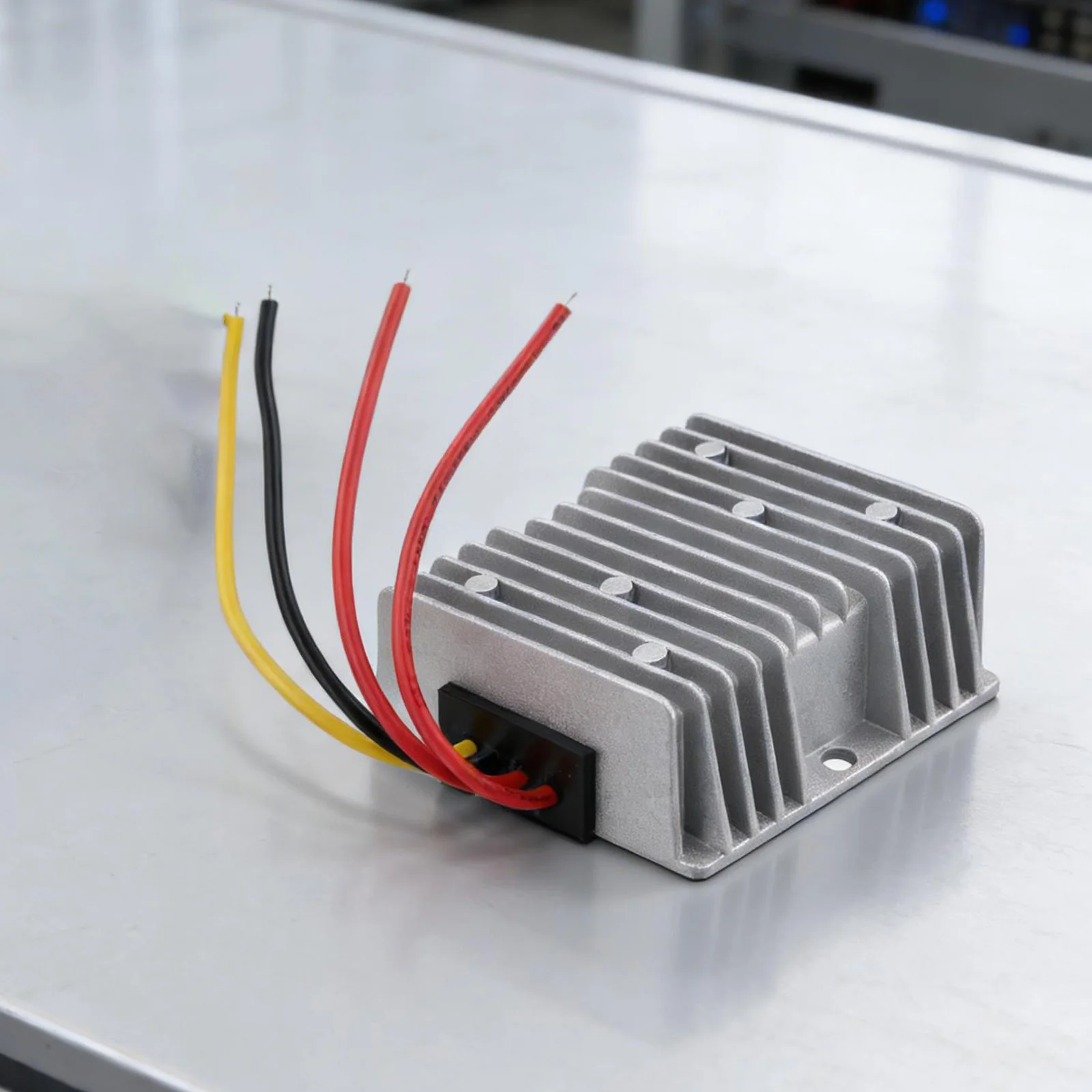 74*74*32mm 5A Power Supply Efficient Voltage Converter Industrial Level Temperature -40-85 Input Voltage 12-28V AC For LCD TVs