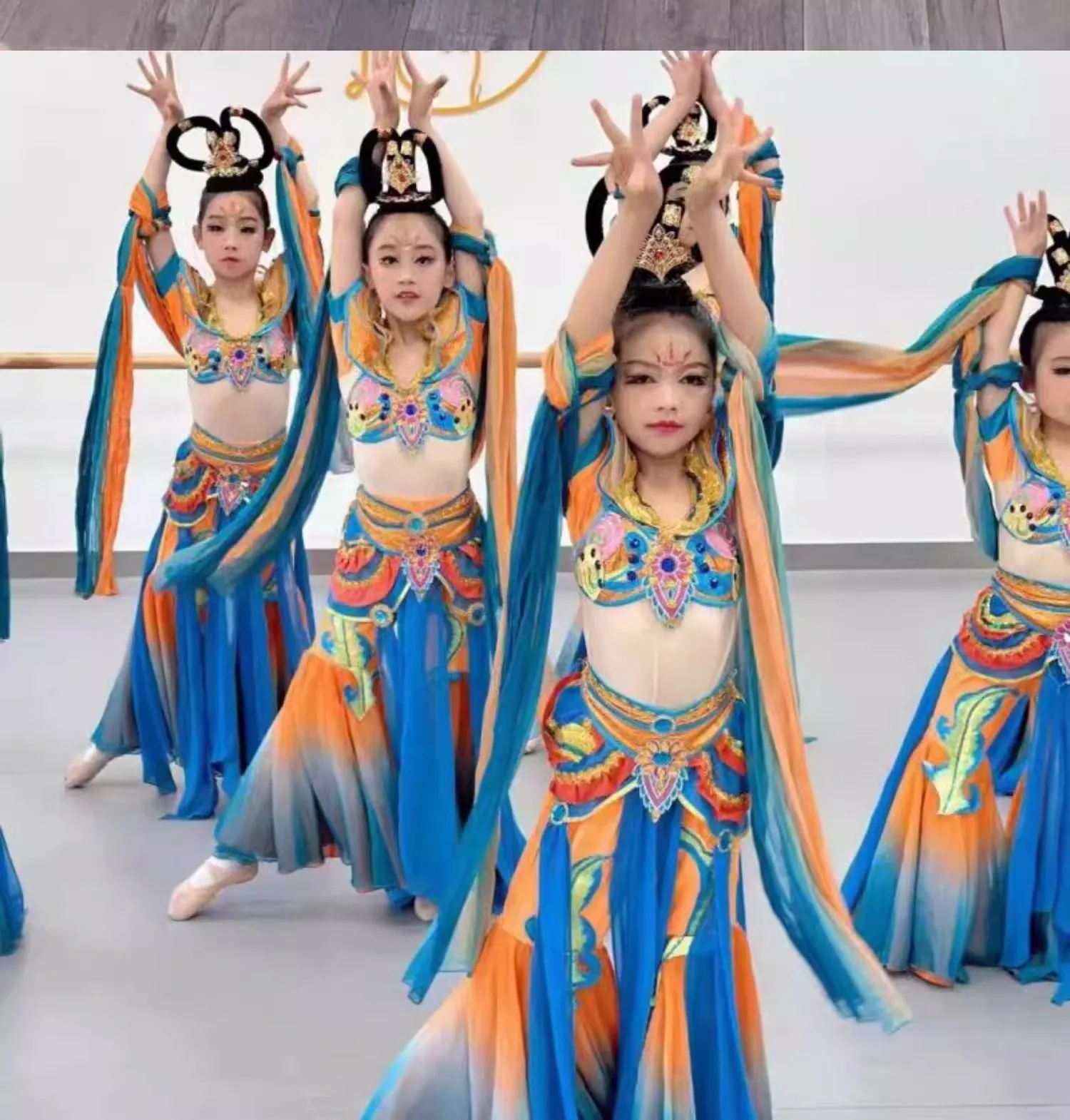 Dunhuang disfraz de baile nacional para niñas, ropa de actuación, Danza Clásica en grupo