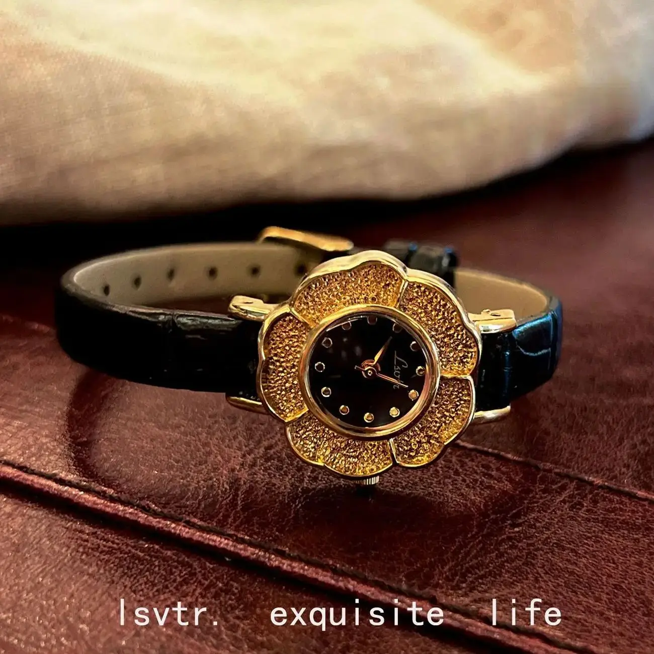 LSVTR retro luxury watches for women frees shipping fashion relojes para damas flower dial design women\'s watch relogio