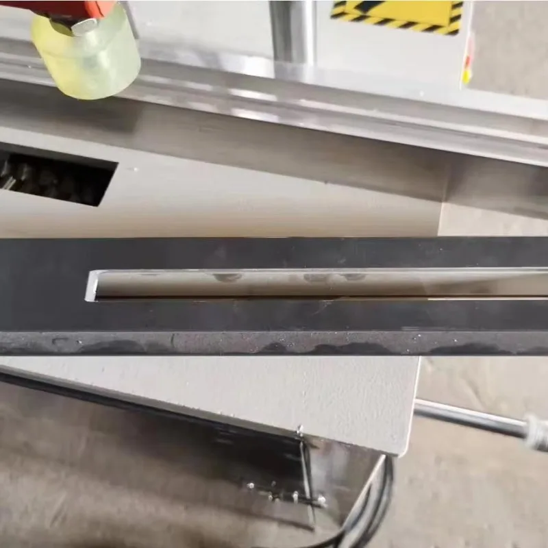 Minimimalist Keyhole Milling Machine Single-Piece Aluminum Alloy Lock Aluminum Alloy Processing Machinery Keyhole Metal Cutting