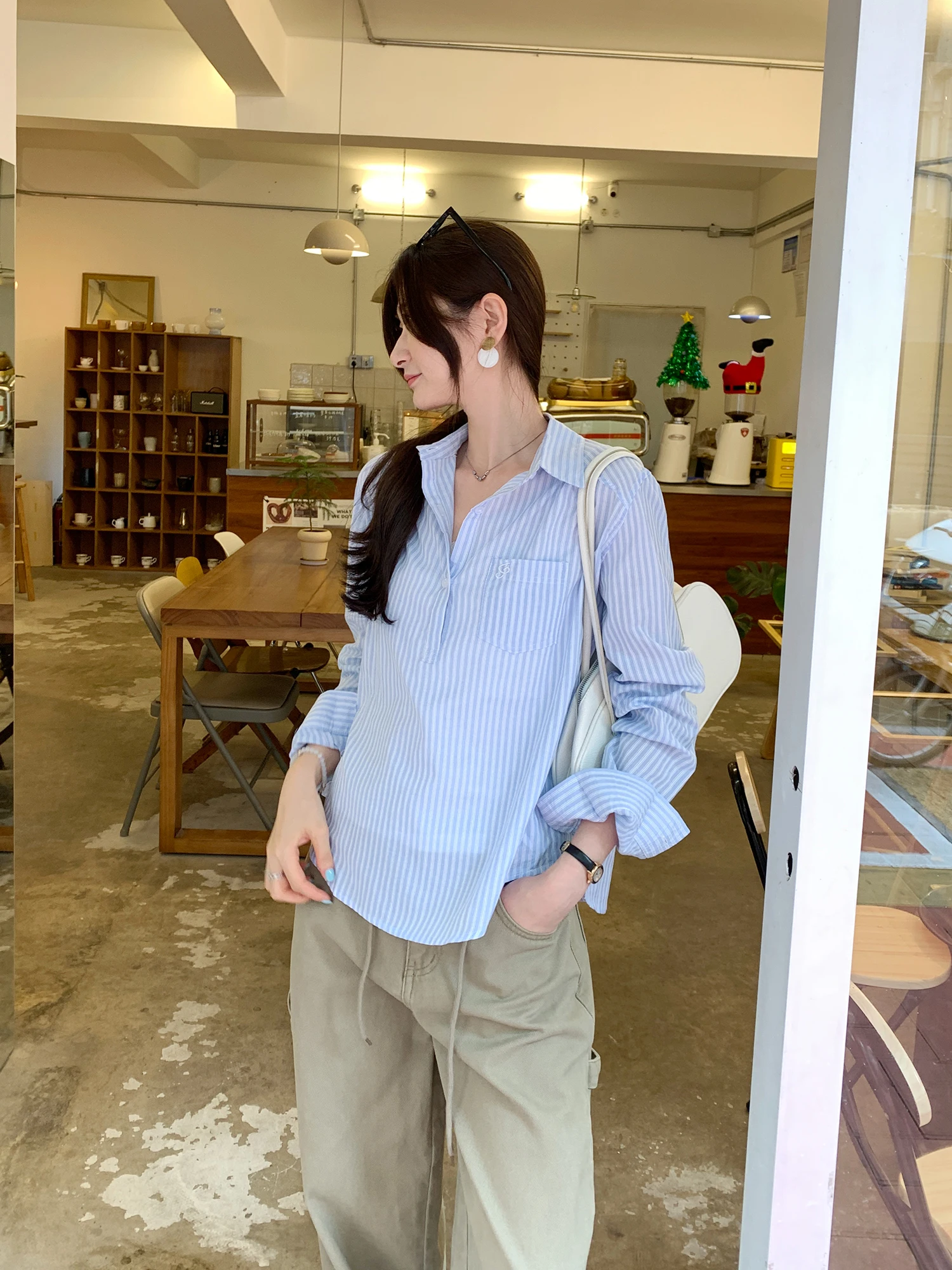 

Blue Striped Ruche Silk Women's Shirt Korean Style Loose Fit Long Sleeve Casual Top Moisture Wicking Breathable Comfortable