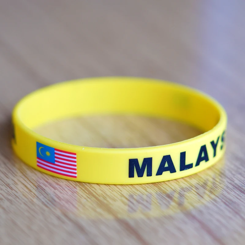 Customized 2pcs Malaysia National Flag Wristband Sport Silicone Bracelet Rubber Band Commemorative Fashion Accessory