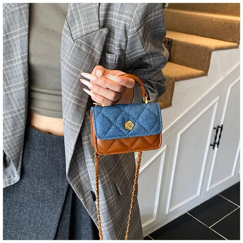 

Роскошная брендовая женская сумка с фирменным узором, модные прогулки