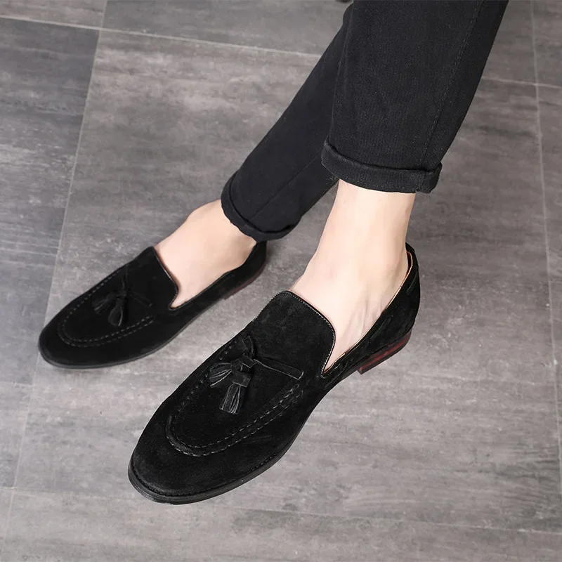 Spring New Suede Casual Men Shoes Fashion Tassel Slip on Loafers Male Leather Comfortable Solid Flats Footwear Plus Size 46 47