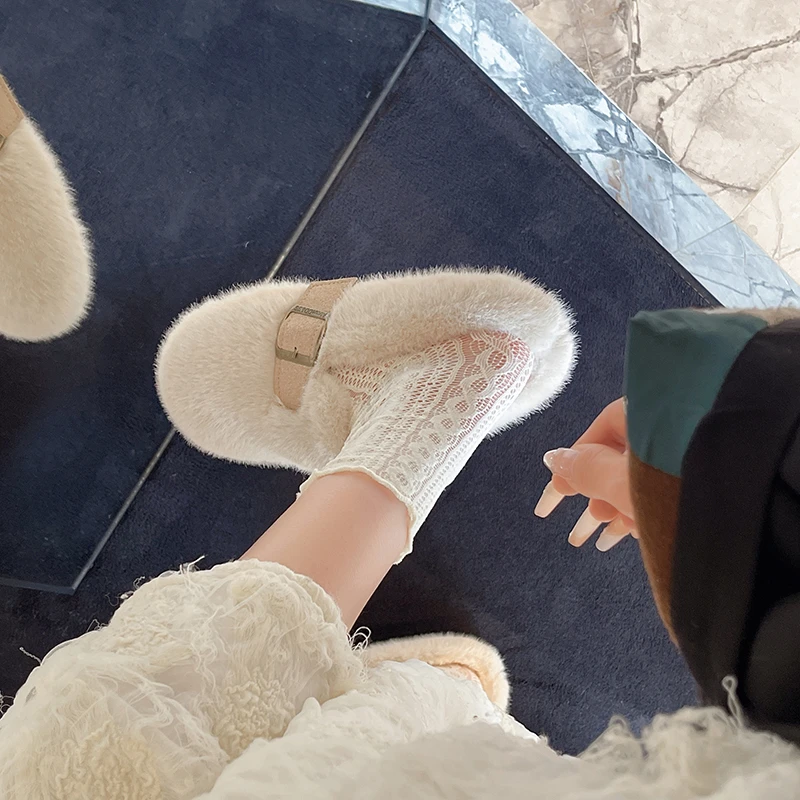 Red Plush Closed-Toe Fuzzy Slippers for Women, Autumn and Winter, Soft Sole, Extra Fleece, Comfy for Pregnant Women - view 6
