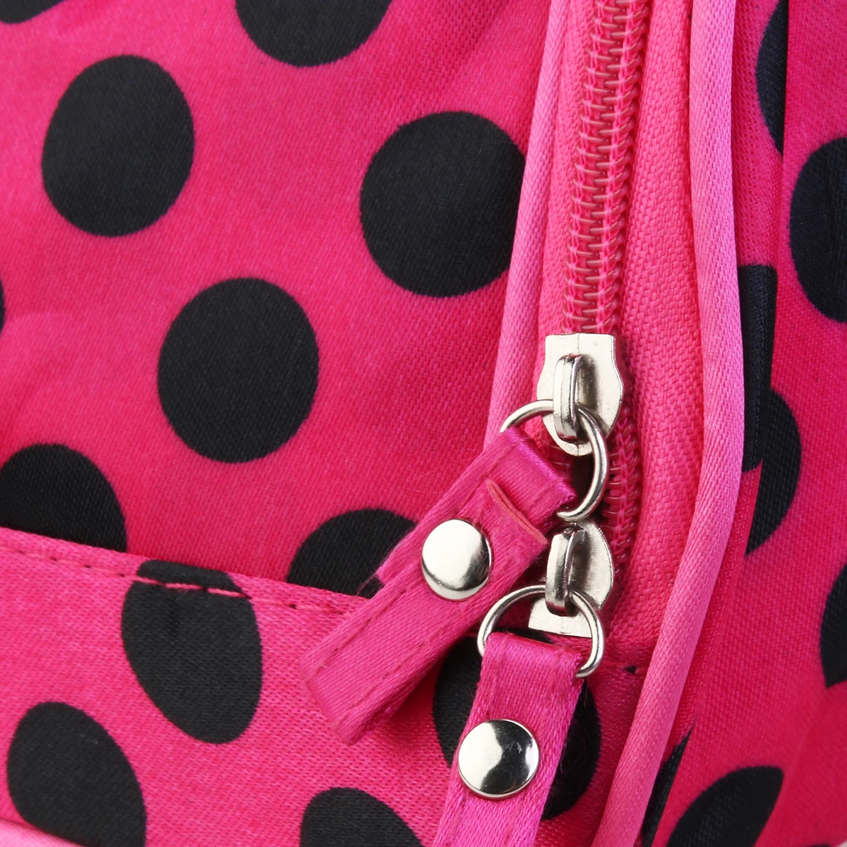 

Korean Style Rosy Dots Zipper Bag Travel Makeup Organizer Dual Closure Durable Polyester Metal Zipper Jewelry