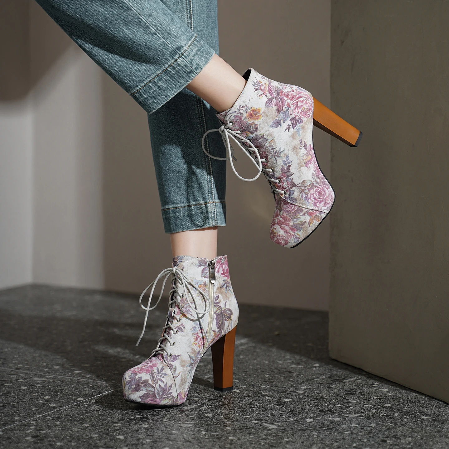 Handmade Genuine Leather Sheepskin Suede ﻿Ankle boots,Printing Platform Womens Shoes,Lace-up Heels Womens Boots