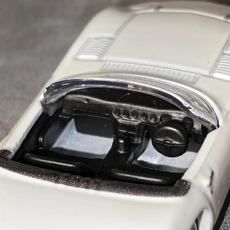 ホットウィール プレミアム 1/64 スケール ダイキャスト 007 トヨタ 2000GT ロードスター コレクタブル 合金製 車模型 車両玩具 大人向けファン コレクター向け